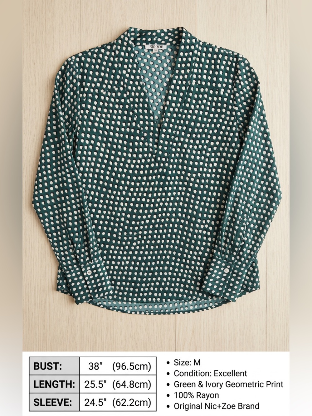 Nic & Zoe Blouse. Green, Ivory, Black. M.
